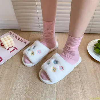 2021 femei Papuci Flori Calde de Blană Pufos Plat Pantofi de Iarnă Acasă Papuci de Moda Confortabil Alunecare Blana Slide-uri Pentru Acasă - Imagine 1  