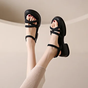 2024 de Femei de Moda Sandale cu Talpi Groase Roman Pantofi Catarama Curea Moale Fundul Zână Stil Plajă Pantofi Sandalias Para Mujeres - Imagine 1  