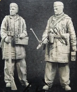 Unassambled 1/35 vechi ofițer sta includ 2 în timpul iernii Rășină figura model în miniatură kituri Nevopsite - Imagine 1  